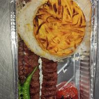 چلو کباب کوبیده مخصوص با برنج ته چین دار