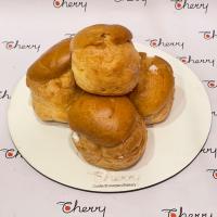 شیرینی نون خامه ای وانیل