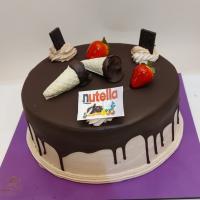 کیک نوتلا سایز چهار