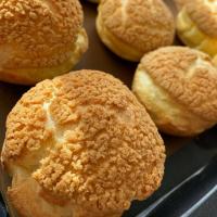 نان خامه ای با پودر قند