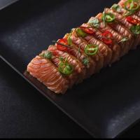 SALMON TATAKI (15 pcs)
