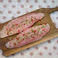 فیله ماهی شوریده سبزیجات (سبزیجات خرد شده و سیر)