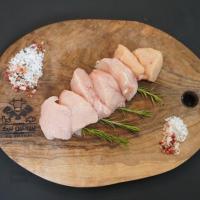 سینه مرغ بدون استخوان خرد شده