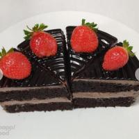 کیک شکلاتی سه گوش