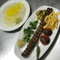 چلو کباب لقمه زعفرانی