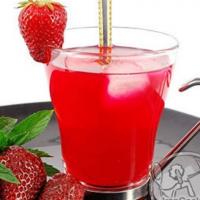 آب توت فرنگی