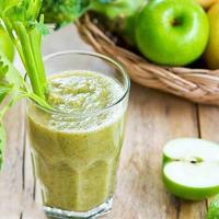 ترکیب آب سیب و کرفس