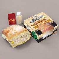 ساندویچ سینه مرغ و گردو دهکده پروتئین