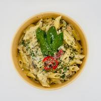 پاستا مرغ و اسفناج