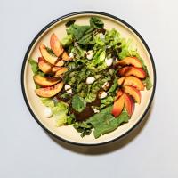 سالاد بیبی اسفناج