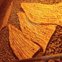 سنگک سنتی سبزیجات و کنجد