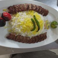 چلو کباب کوبیده زعفرانی