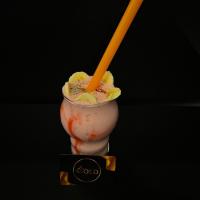 شیک موز توت فرنگی