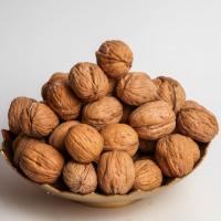 گردو با پوست