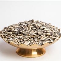 تخمه آفتابگردان دور سفید خام