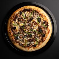 پیتزا بیفی باربیکیو آمریکایی