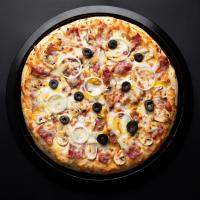 پیتزا قارچ و بیکن آمریکایی