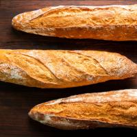 نان باگت فرانسوی