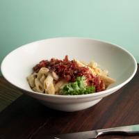 پاستا پنه ریگاته با سس ریکوتا