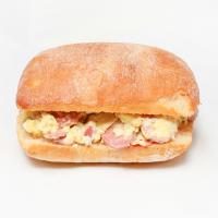 لقمه املت اسکرمبل سوسیس تخم مرغ