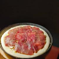 پیتزا سیر و استیک (پنجره ای) (نیمه آماده)