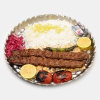 چلو کباب کوبیده (دو سیخ)