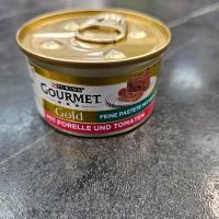 کنسرو گورمت قزل آلا و گوجه فرنگی مدل مغزدار