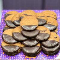 بیسکاتی شکلاتی