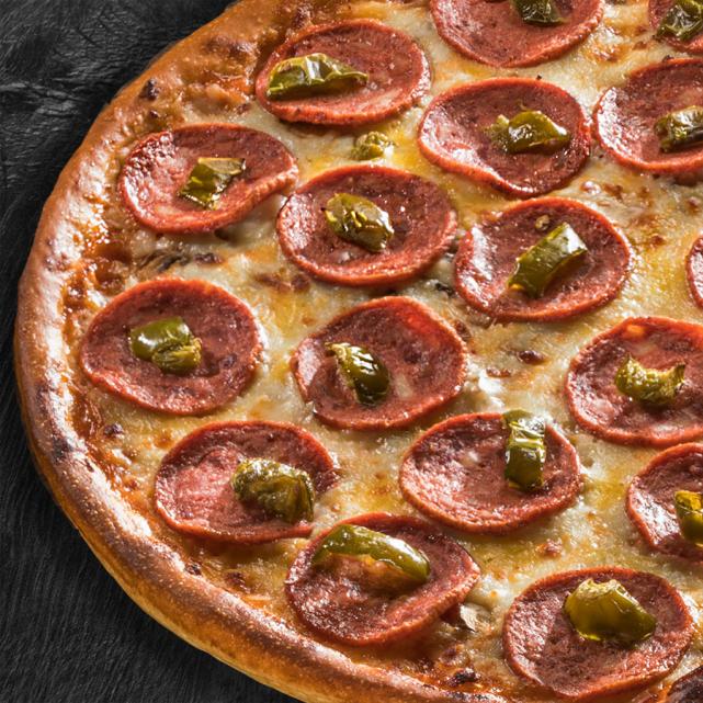 پیتزا پپرونی (۲۳ سانتی‌ متری)