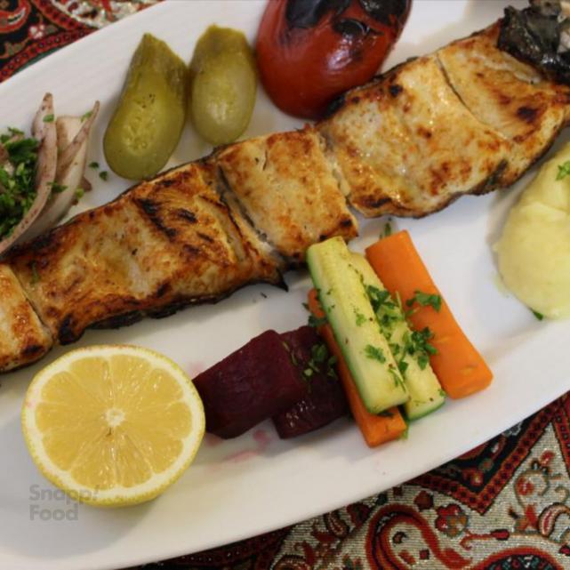خوراک ماهی قزل آلا کبابی (با دورچین)