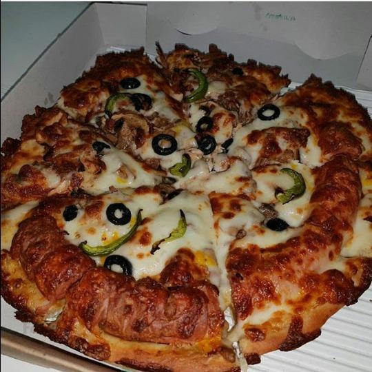 پیتزا مخصوص