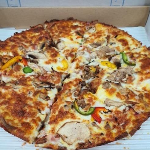 پیتزا دومیتو بزرگ