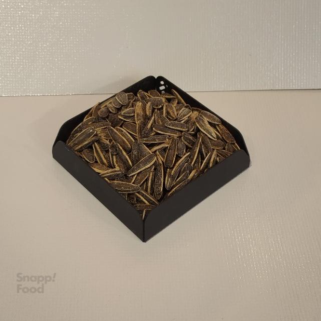 تخمه کانادایی دور سفید شور