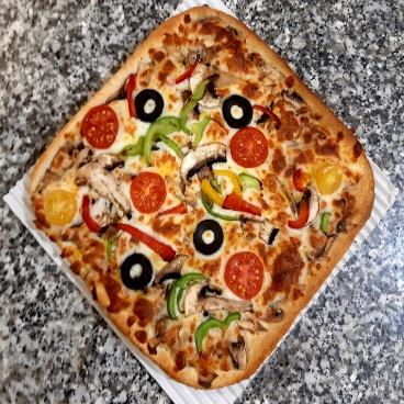 پیتزا سبزیجات (پنجره ای)