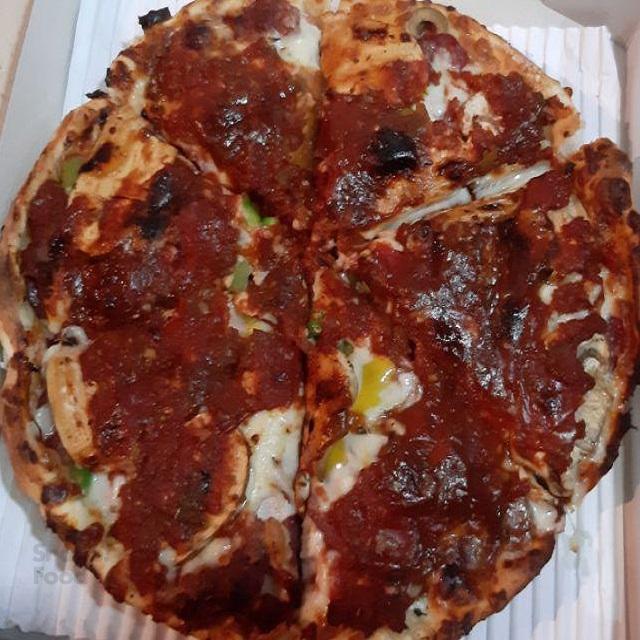 پیتزا شیکاگو گوشت (آمریکایی)