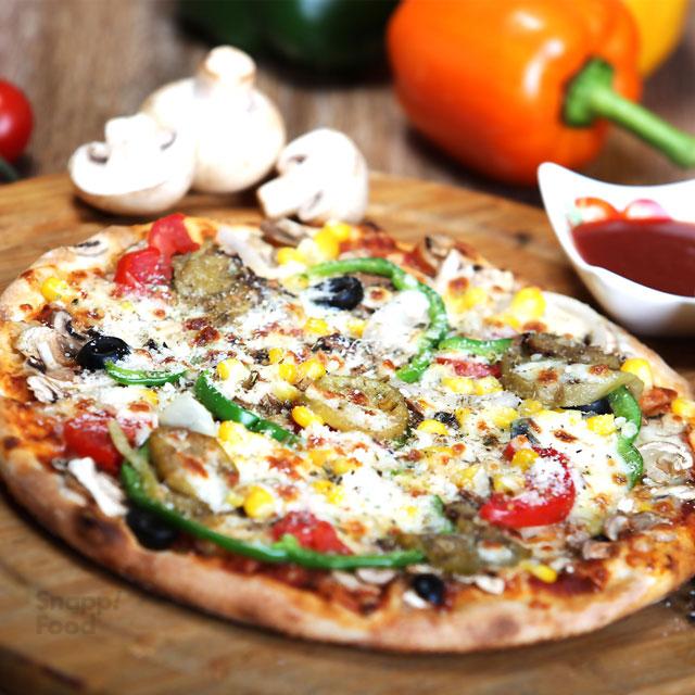 پیتزا پارما سبزیجات (ایتالیایی)