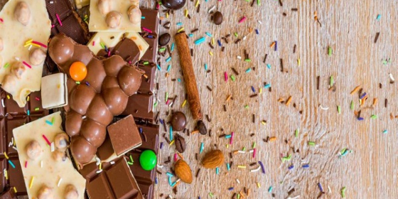 شکلات حاج عزیز